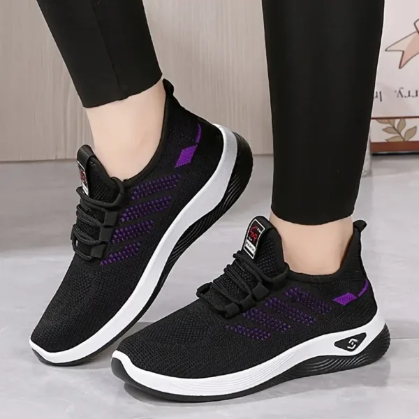 a7bcc59b-ec47-493f-87e8-44db5bfac44f.webp Comfortable Women's Walking Shoes