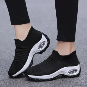 fc599944-cbce-4741-8730-3e48646d3290.webp Women's All-Season Slip-On Cushioned Sneakers